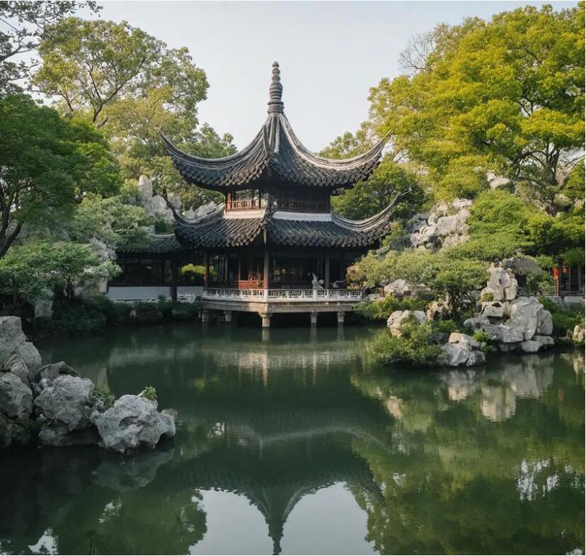 鞍山冰彤餐饮有限公司